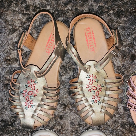 💐Girls Sandals 💐 - Picture 4 of 7